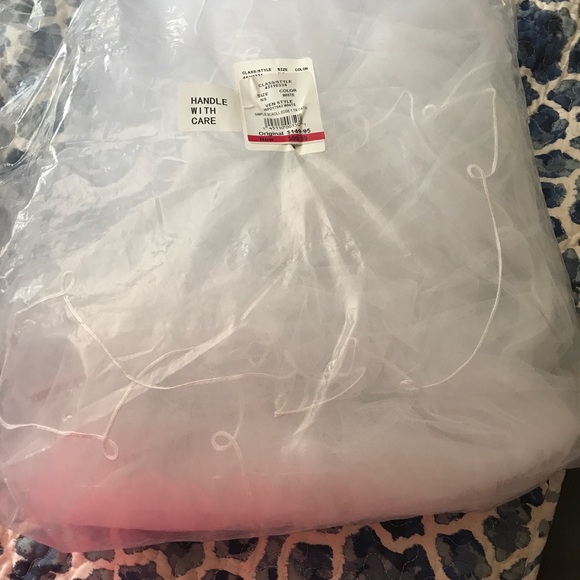 Wedding veil - Picture 2 of 6